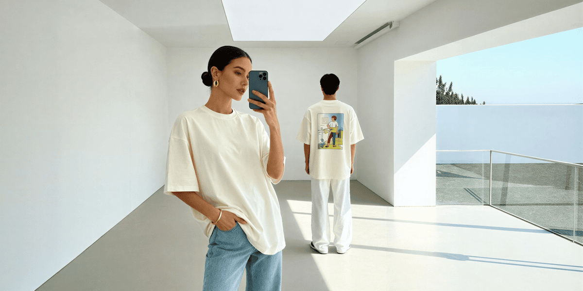 Minimalist Selfie Scene